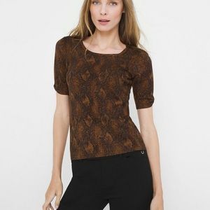 White House Black Market top Size L